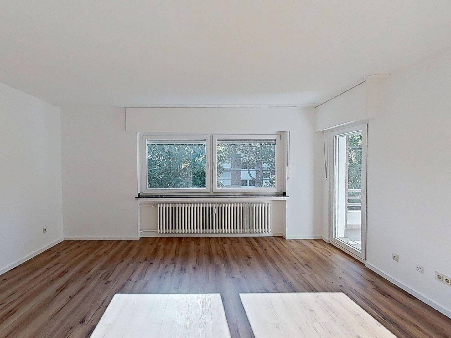 Modernes Wohnen in ruhiger Lage: Große 3-Zimmer-Wohnung mit BALKON und Wannenbad, 33659 Bielefeld (Senne)