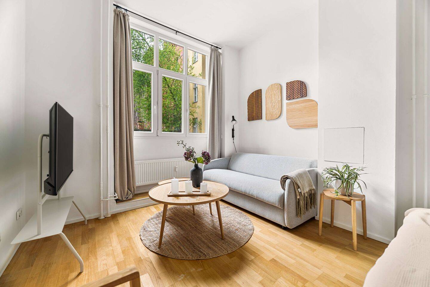 image-73003563