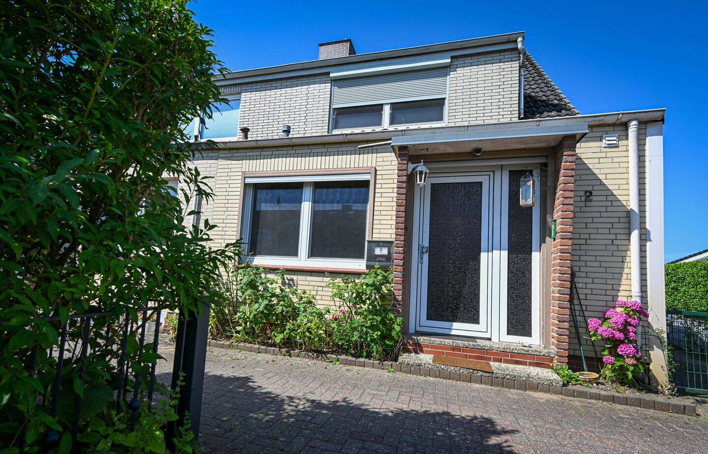 Travemünde: Reihenendhaus auf Eigenland mit Potenzial nahe dem Neubaugebiet Travehusen, 23570 Lübeck (Travemünde)