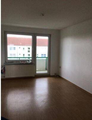 Werden Sie kreativ – 3 Zimmer Wohnung wartet auf Ihren Einzug, 17034 Neubrandenburg