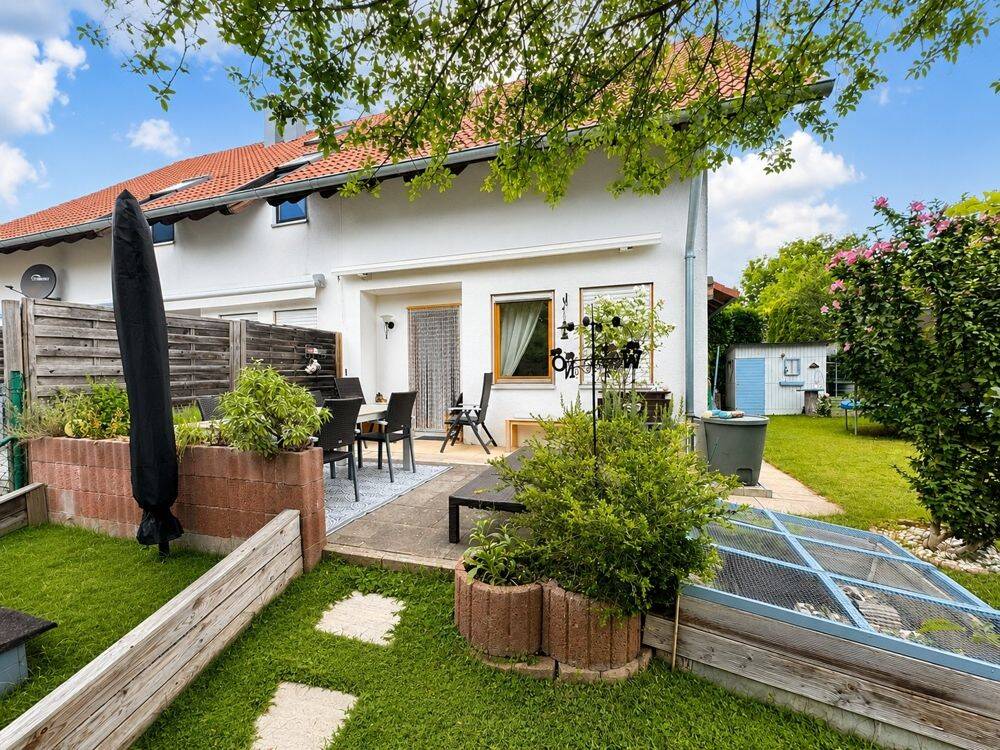 Oberteuringen – Bitzenhofen Attraktives Familiendomizil mit großen Garten, 88094 Oberteuringen