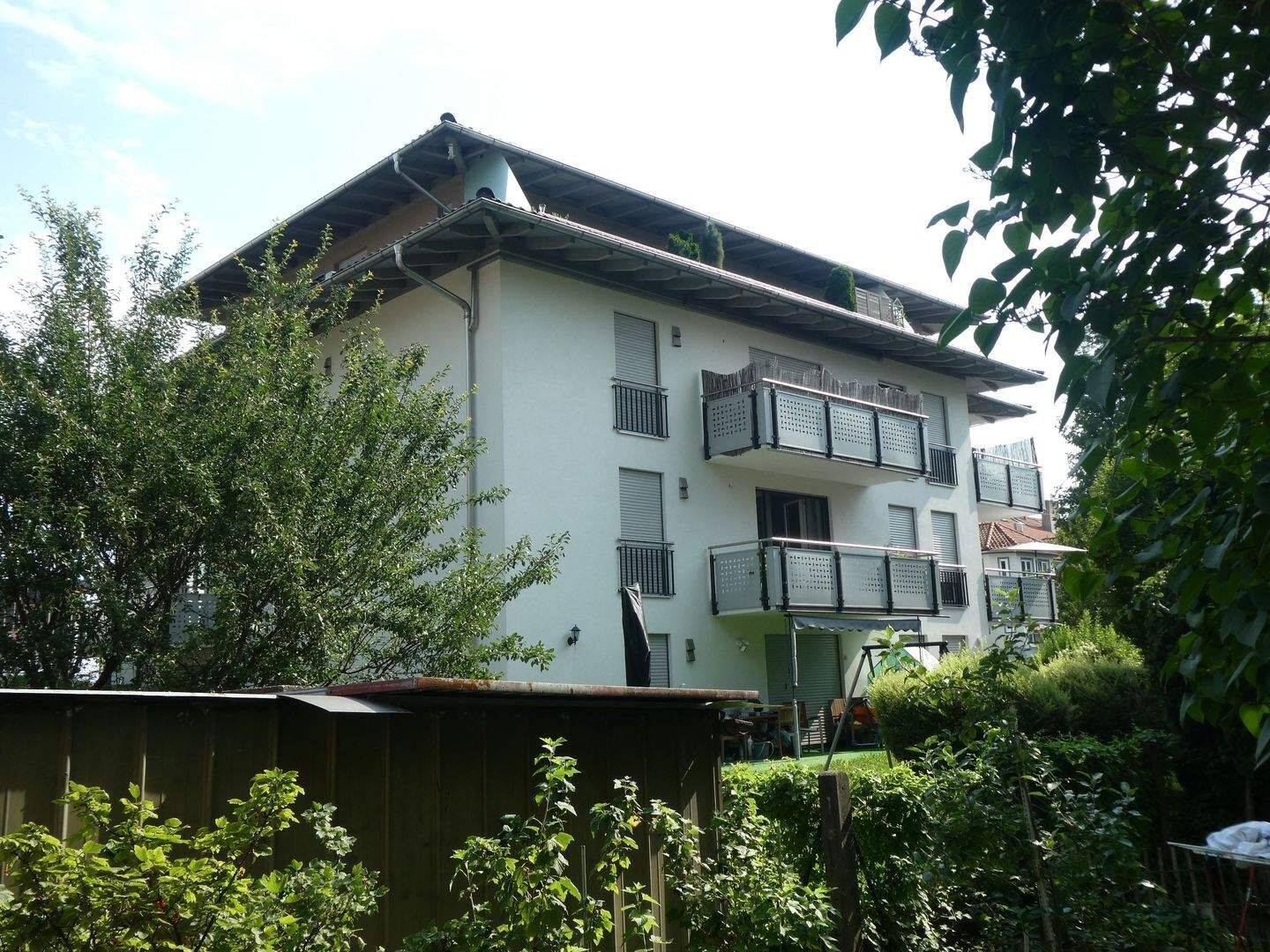 *** Erdgeschoßwohnung mit Südterrasse ***, 83026 Rosenheim (Aising Happing Pang Süd)