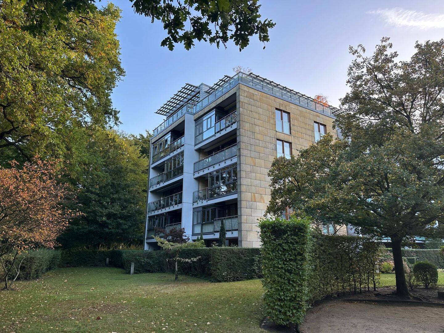Ab sofort geräumige 3-Zimmer-Wohnung mit Terrasse in HH-Poppenbüttel, 22391 Hamburg (Wandsbek)