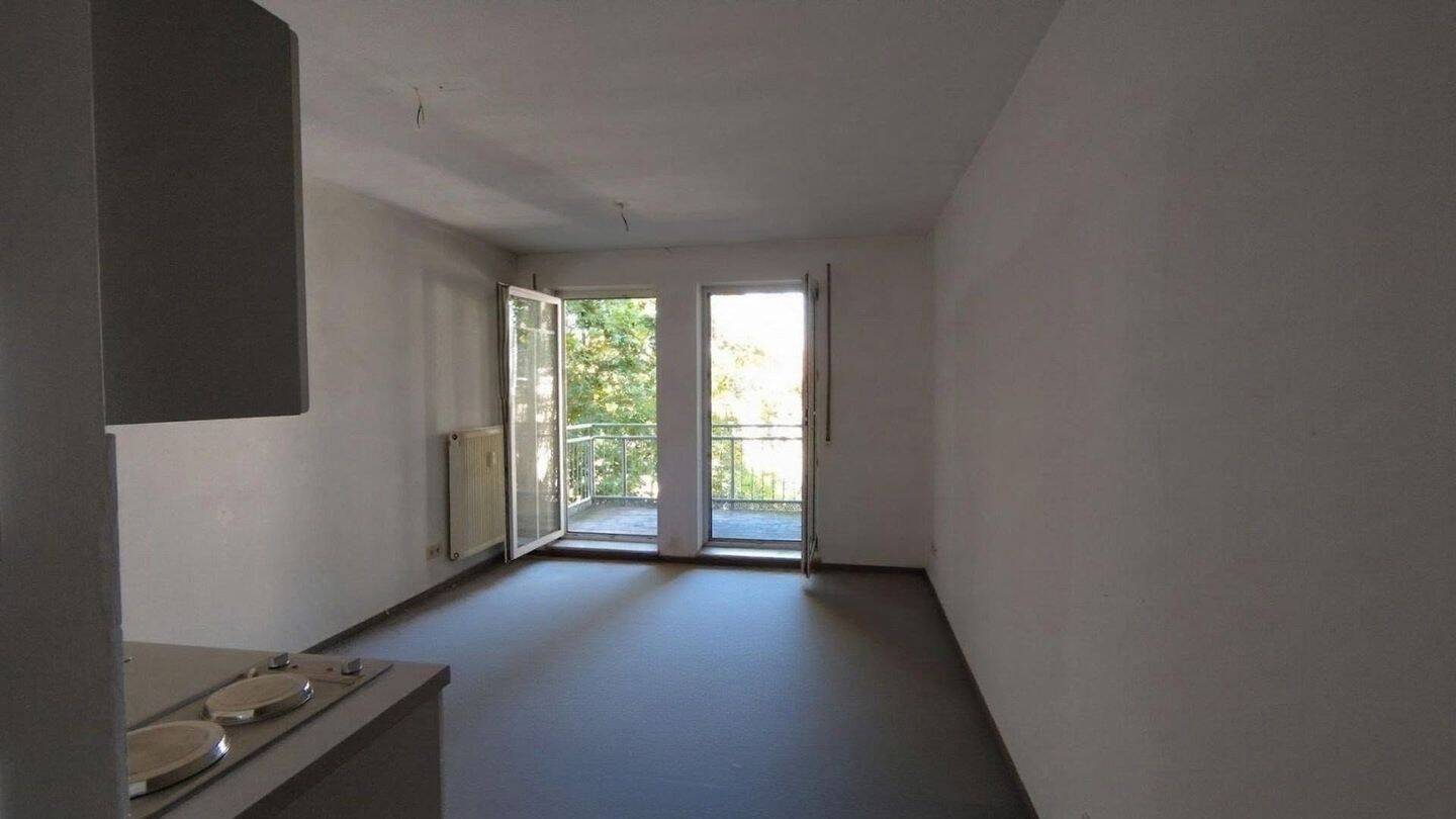 Mietwohnung, 1 Zimmer, 28 m², in Chemnitz, 9120 Chemnitz (Altchemnitz Bernsdorf Helbersdorf Kapellenberg)