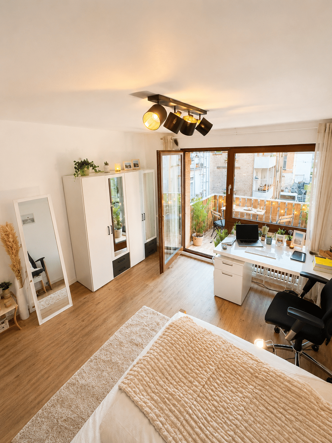 🌿 Helles WG-Zimmer mit privatem Balkon in Stuttgart-Bad Cannstatt 🏡✨, 70372 Stuttgart (Bad Cannstatt)