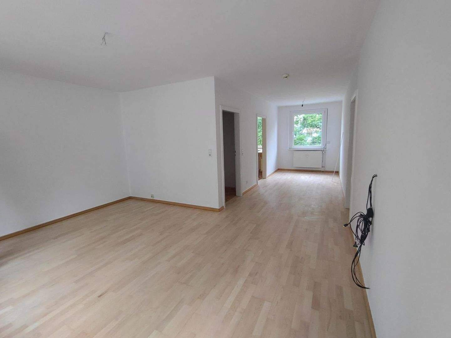 Frisch renovierte 3-Zimmer-Wohnung mit Balkon – sofort einziehen und wohlfühlen!, 30916 Isernhagen