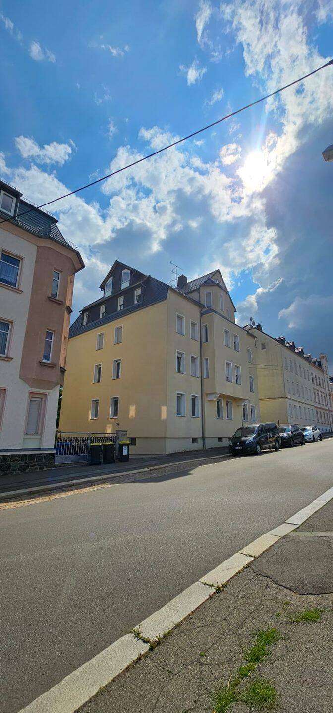 Achtung Besichtigungstermine am 22.07.2026 nach Absprache!!! schöne 4 Raum Wohnung im Dachgeschoss in Glauchau, 8371 Glauchau