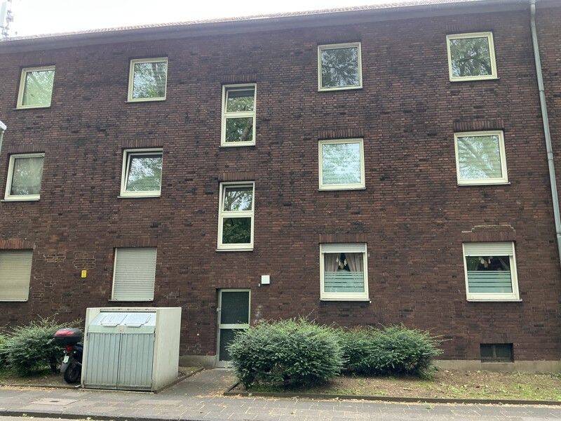 Kleine 3-Zimmer-Wohnung sucht neue Mieter, 47167 Duisburg (Marxloh Neumühl Obermarxloh Röttgersbach)