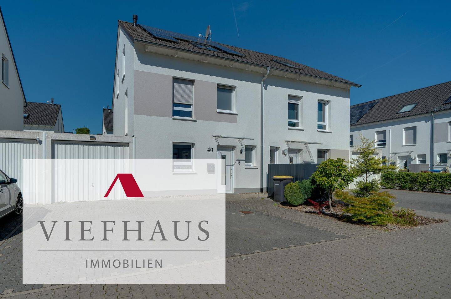 Moderne Doppelhaushälfte (BJ 2017) mit Terrasse & Garten – sofort bezugsfrei in Zell am Main, 97299 Zell a. Main