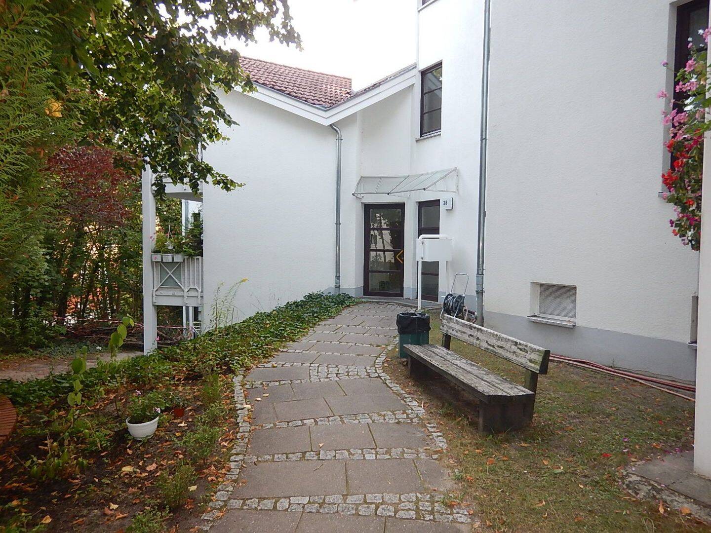Modernes Wohnen mit Terrasse und 2 Balkonen, 13467 Berlin (Reinickendorf Hermsdorf)