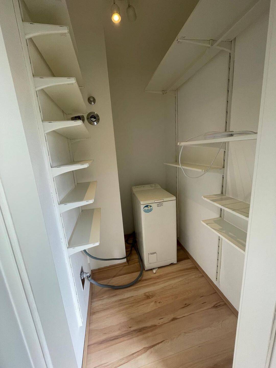 Kompaktes 1-Zimmer-Apartment mit Terrasse in Regensburg, 93057 Regensburg (Brandlberg-Keilberg Konradsiedlung-Wutzlhofen Reinhausen Sallern-Gallingkofen)