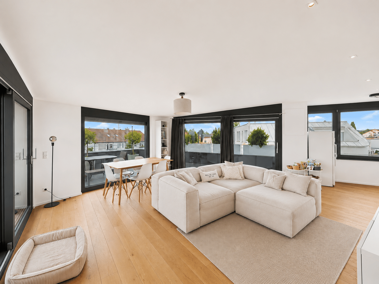 Wohnen auf höchstem Niveau – Exklusives 3,5-Zimmer-Penthouse in Stuttgart-Vaihingen, 70563 Stuttgart (Vaihingen)