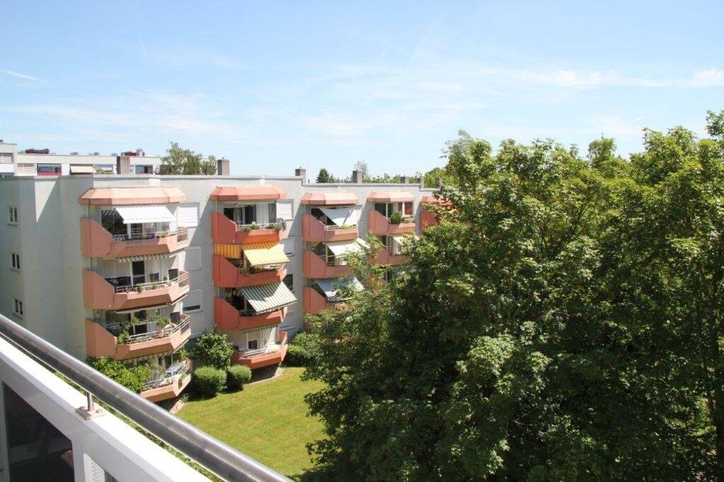 Großzügige, lichtdurchflutete 3-Zimmer-Wohnung mit Balkon – Fürth/Hardhöhe, 90766 Fürth (Eigenes Heim Hardhöhe Unterfarrnbach Weststadt)