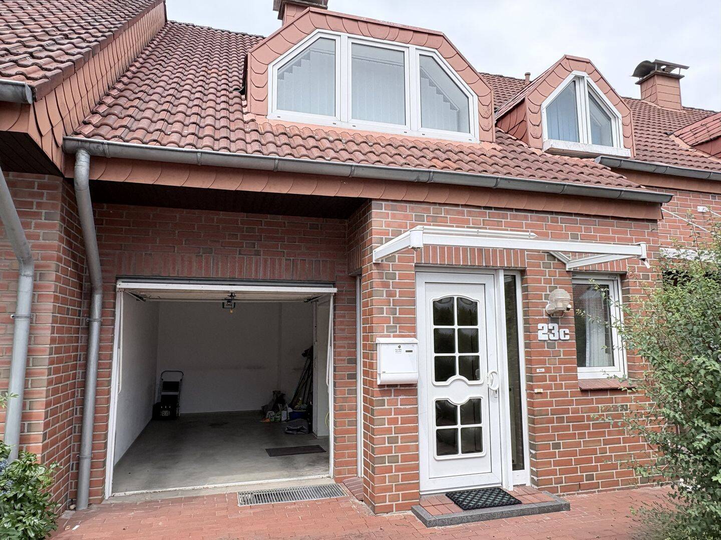 Schönes Reihenmittelhaus mit garten in Osnabrück Wüste, 49080 Osnabrück (Kalkhügel Wüste)