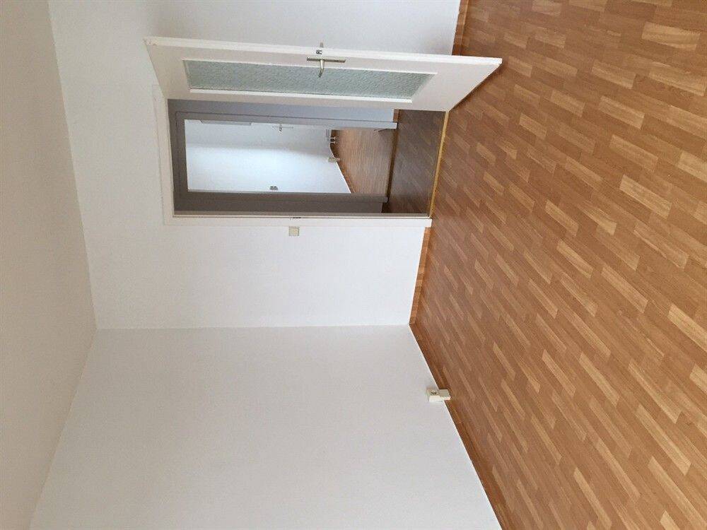 2-Raum-Wohnung mit Balkon, 17235 Neustrelitz