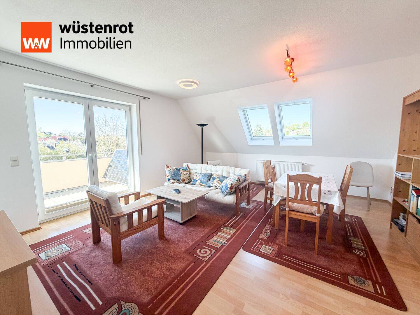 Exklusive 3-Zimmer-Maisonettewohnung mit zwei Balkonen und Außenstellplatz, 36433 Bad Salzungen