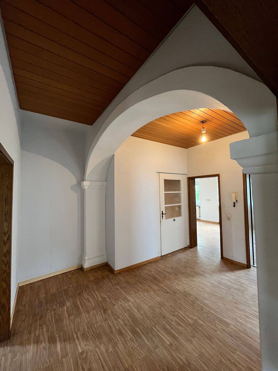 Geräumige Familienwohnung mit 4 Zimmern in Brebach-Fechingen, Saarbrücken, 66130 Saarbrücken