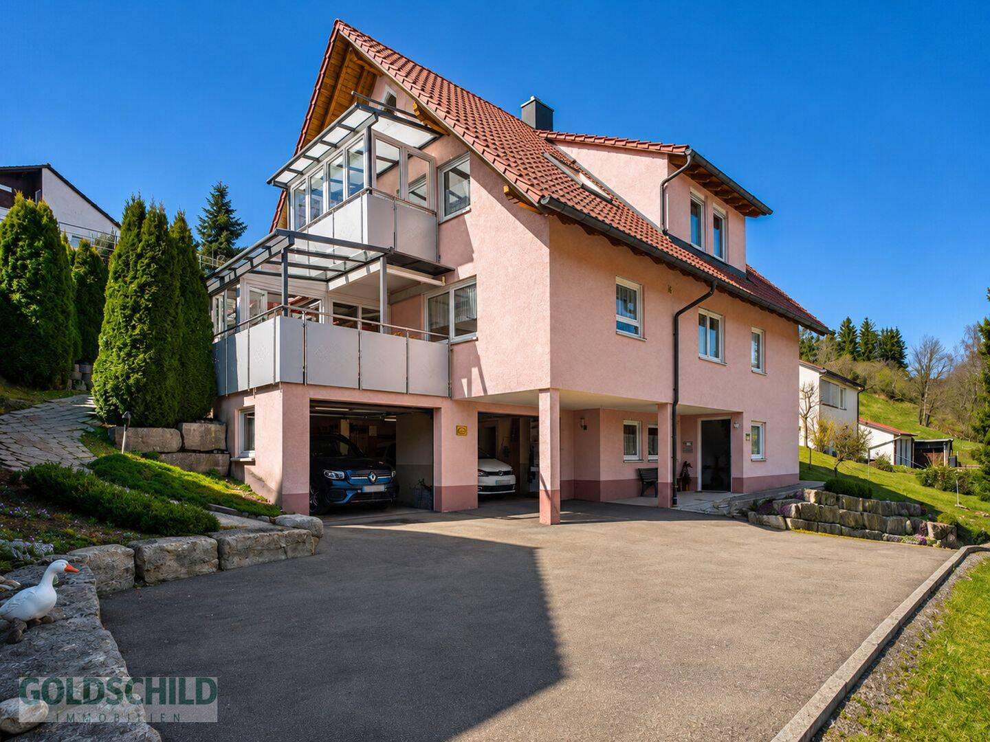 Natur pur – Zweifamilienhaus mit Aufzug und Weitblick | Sonnenbühl-Erpfingen, 72820 Sonnenbühl