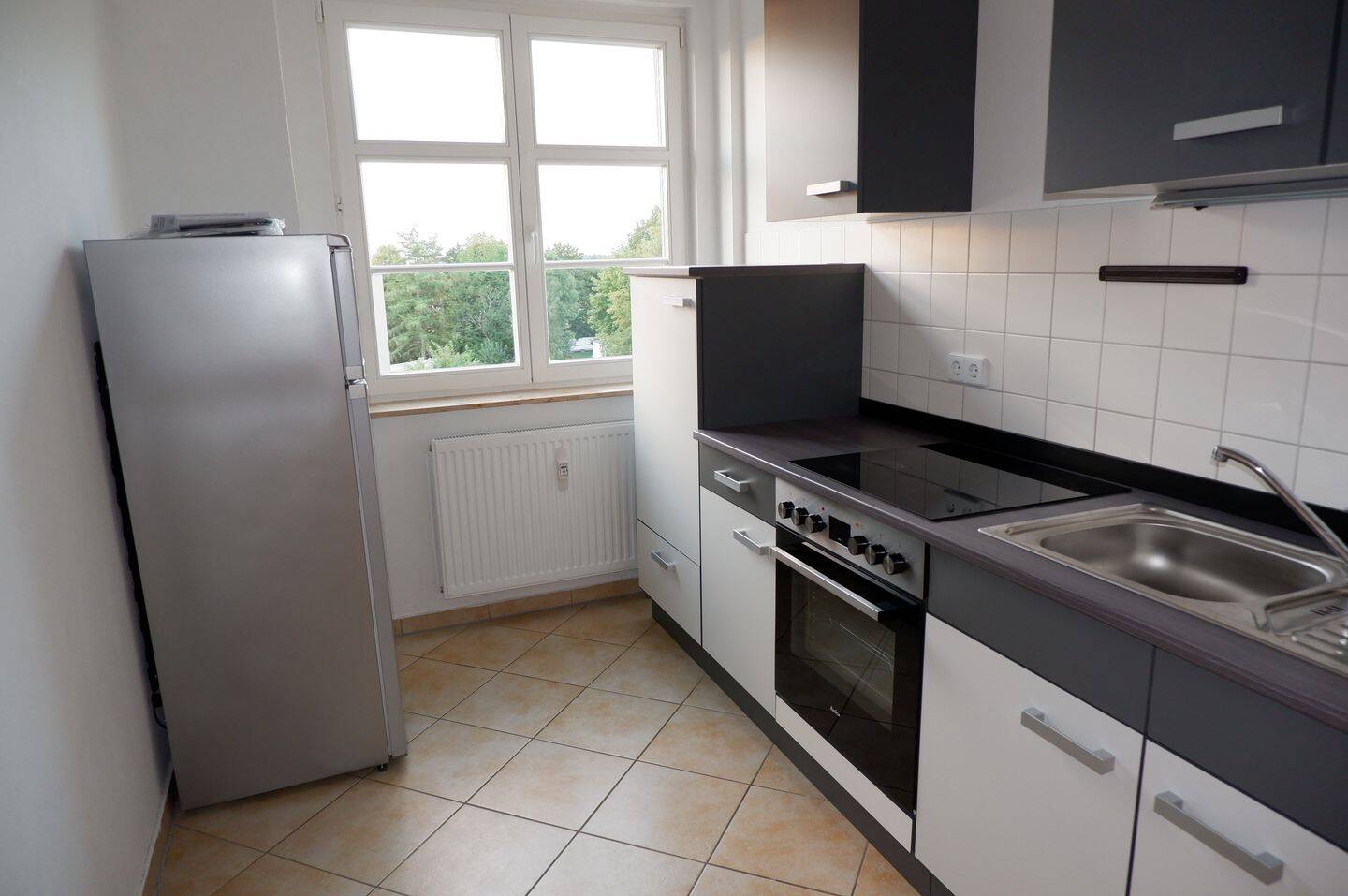 TOP Whg. im 3. OG inkl. EBK ! frei ab dem 1.10.26, 9131 Chemnitz (Ebersdorf Hilbersdorf)