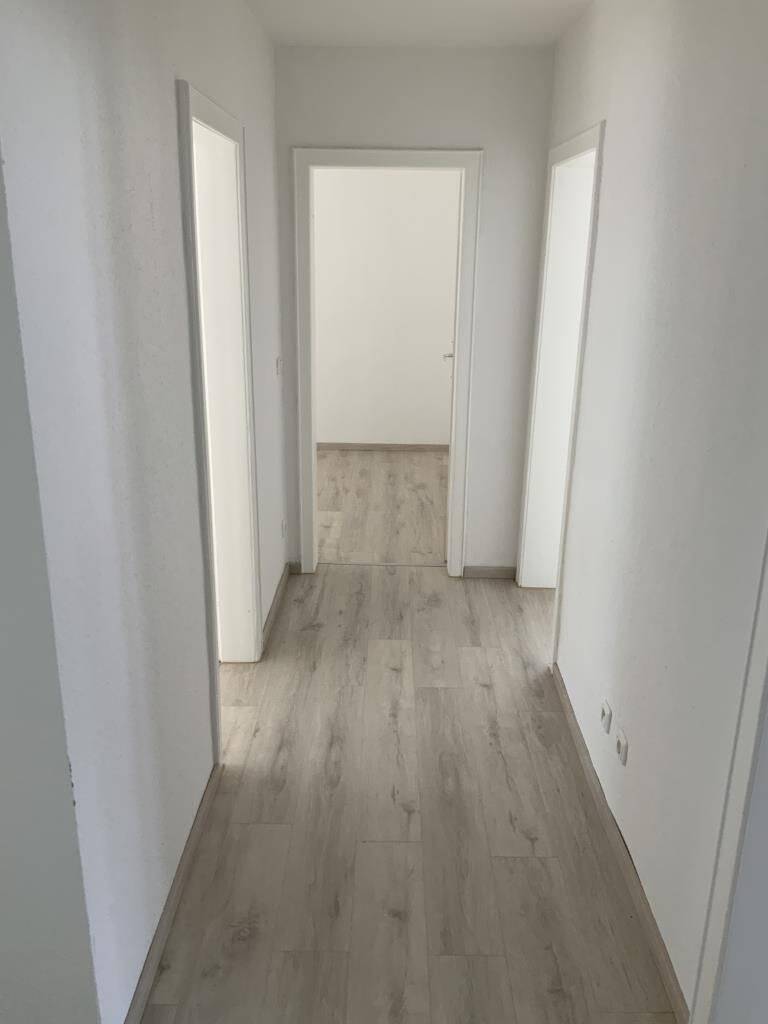 frisch renovierte 3 Zimmerwohnung mit Balkon in Castrop, 44575 Castrop-Rauxel
