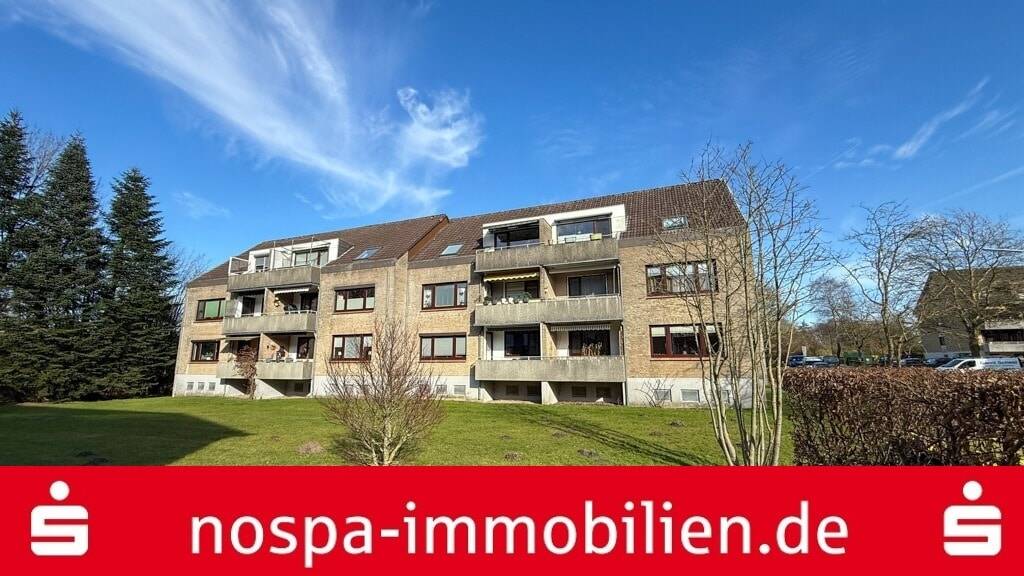 Modernisierte, sonnige 3-Zimmer-Dachgeschosswohnung mit Balkon und PKW-Stellplatz, 24960 Glücksburg (Ostsee)