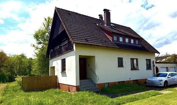 Haus im Grünen-mit Pool und zwei Garagen, 37574 Einbeck
