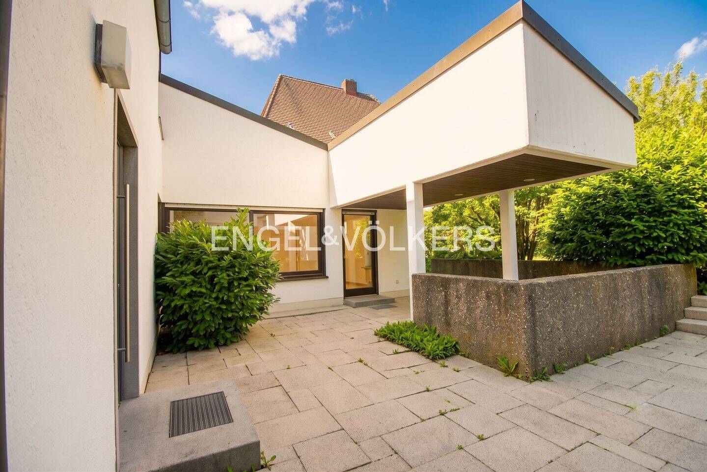 Rarität in der Margaretenau – Einfamilienhaus mit Potential, 93049 Regensburg (Großprüfening-Dechbetten-Königswiesen Innenstadt Westenviertel)