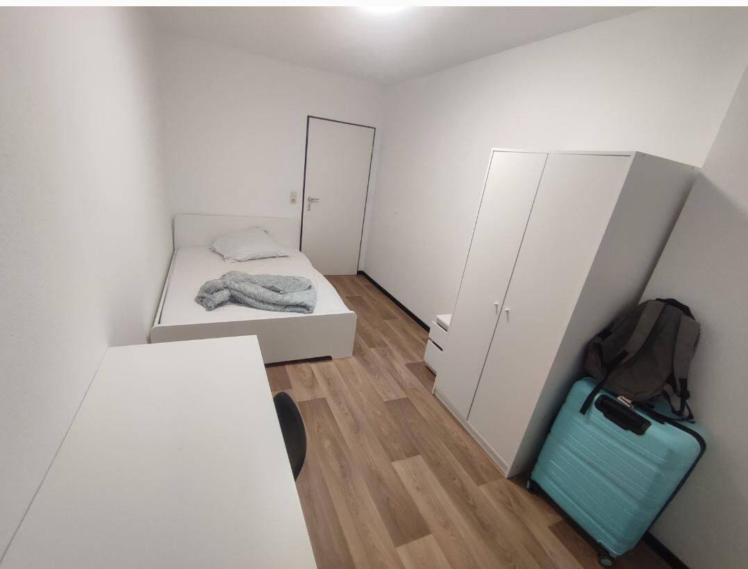 Voll möbliertes Zimmer in Darmstadt – Perfekt für Studierende & Azubis!, 64293 Darmstadt (Darmstadt)
