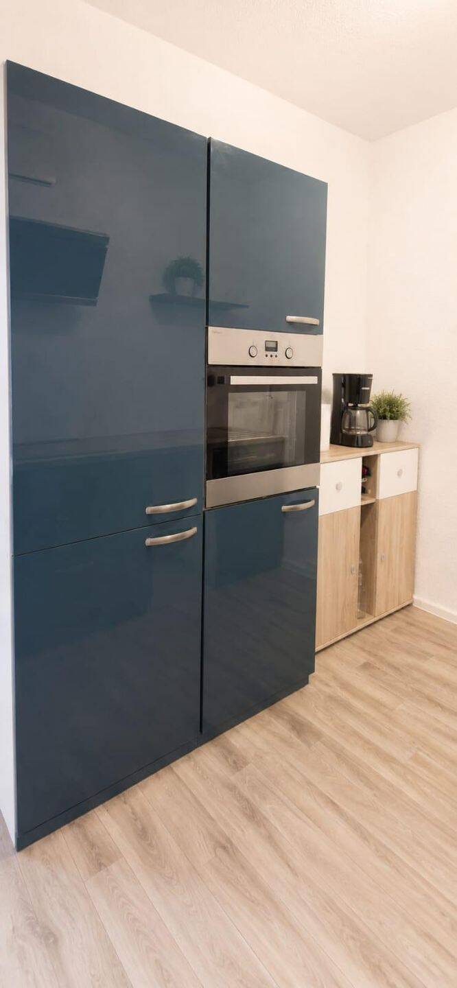 Nachmieter gesucht! Moderne 4-Raum-Wohnung mit Balkon in ruhiger Lage von Glauchau, 8371 Glauchau