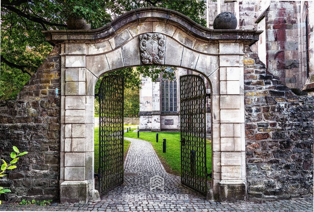 Secret Sale – Historische Denkmalschutz-Besitzung mit vielfältigen Nutzungsoptionen!, 24103 Kiel (Altstadt Damperhof Exerzierplatz Vorstadt)