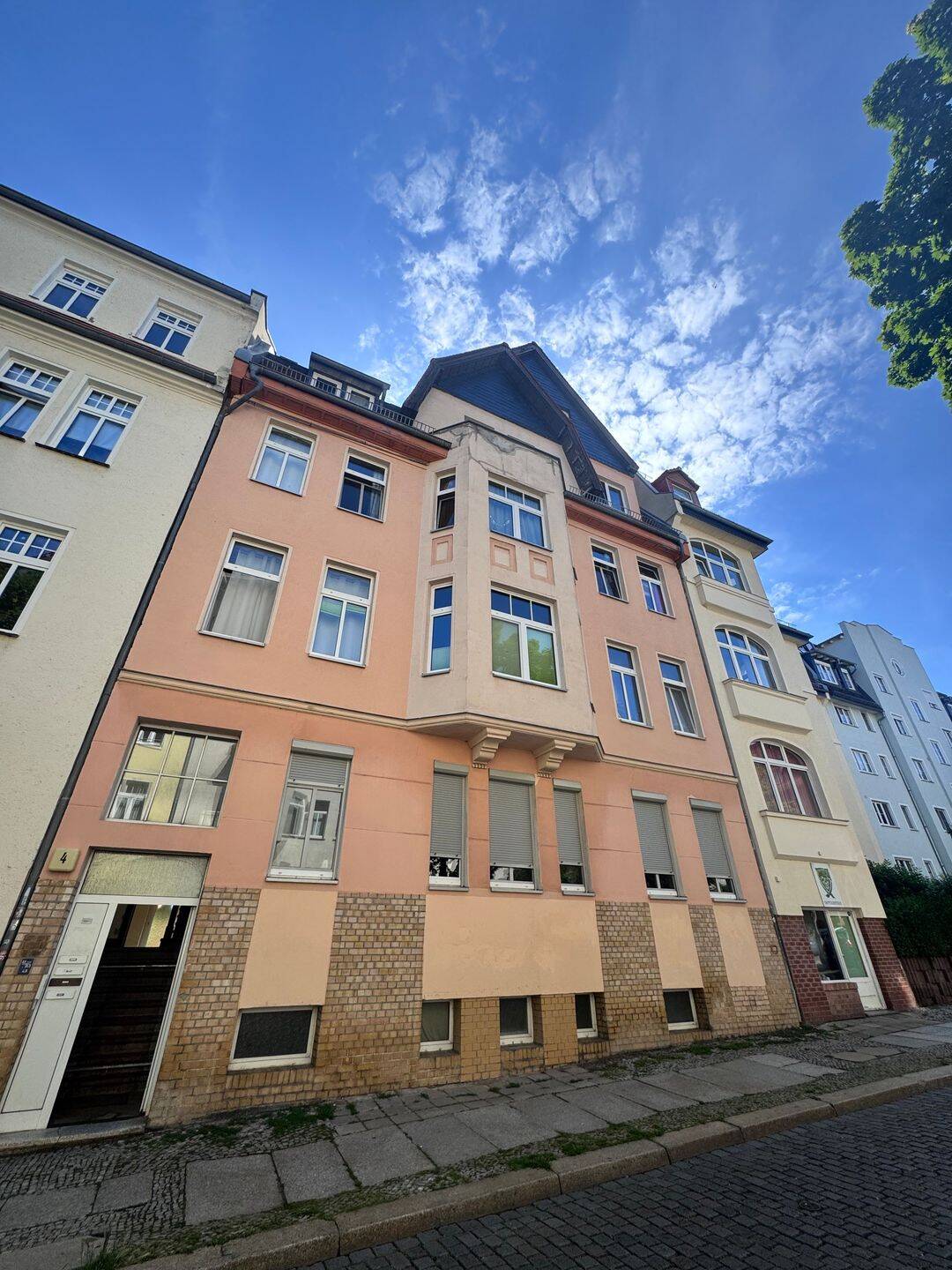 Moderne 4-Raum-Wohnung in ruhiger Lage, 6110 Halle (Saale) (Damaschkestraße Gesundbrunnen Innenstadt Lutherplatz Saaleaue)