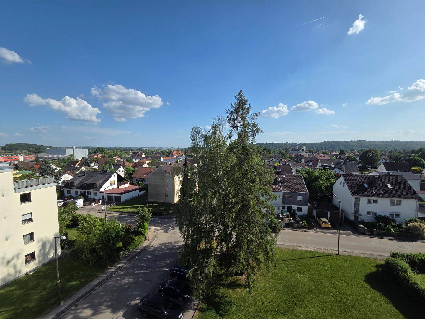 Attraktive 3-Zimmer-Eigentumswohnung mit großzügiger Loggia und beeindruckendem Fernblick, 91717 Wassertrüdingen