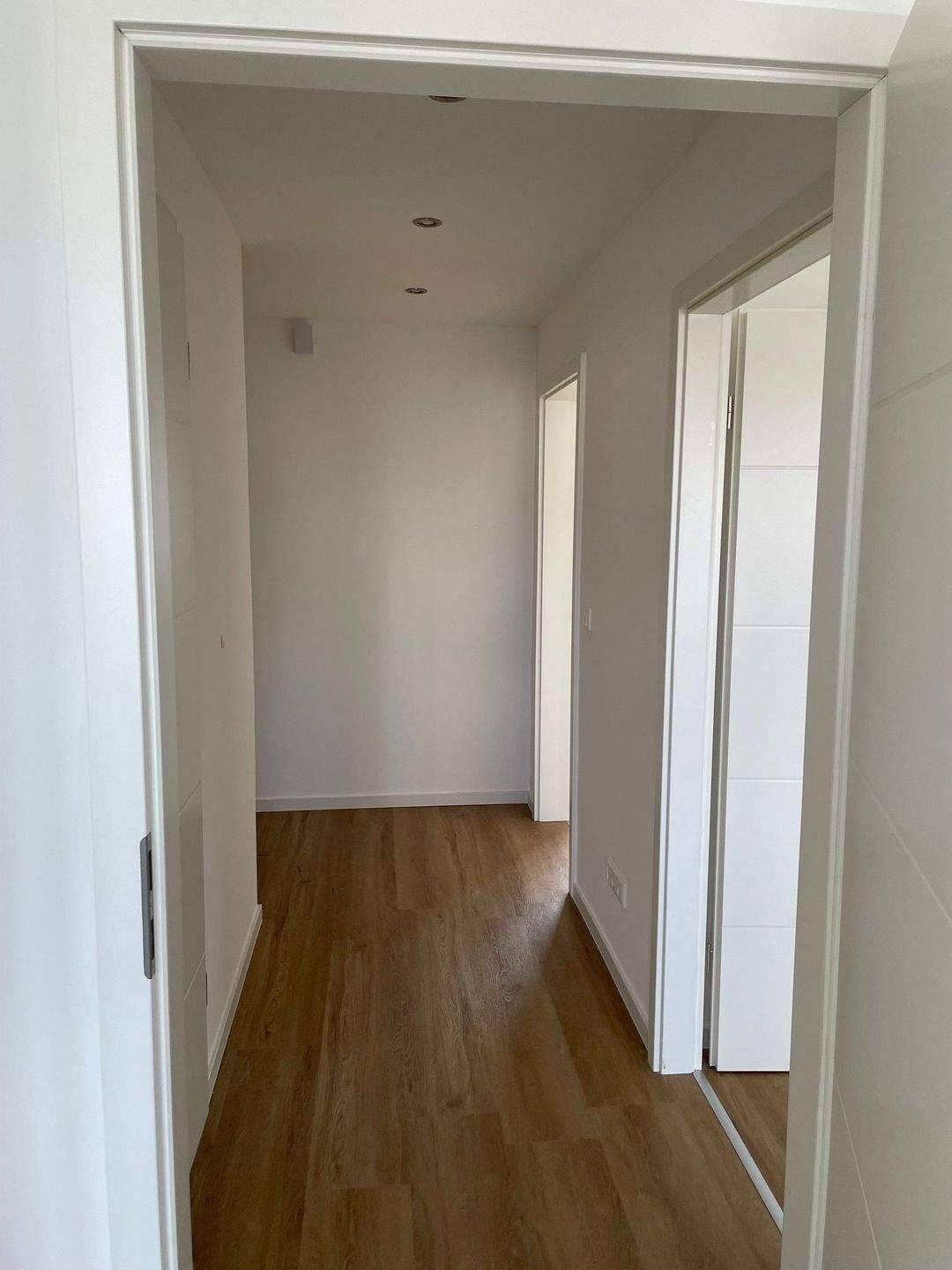 Zentral & modern: 2-Zi-Whg mit EBK – verfügbar ab 01.10.2026, 90429 Nürnberg