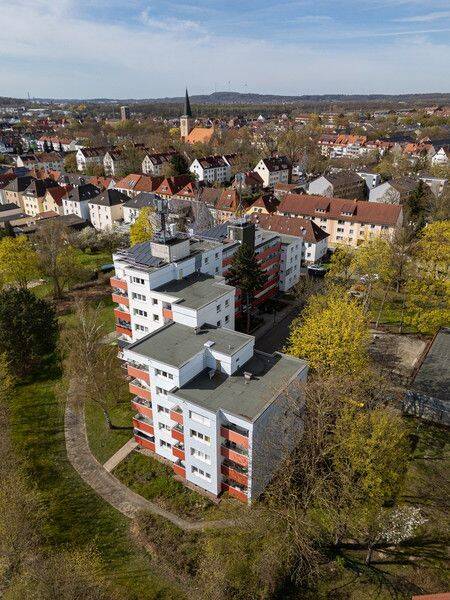 4-Zimmer-Wohnung mit Balkon – Aufzug, neue Badezimmergestaltung, Parkmöglichkeit vor dem Haus, 49084 Osnabrück (Fledder Schinkel Schinkel-Ost)