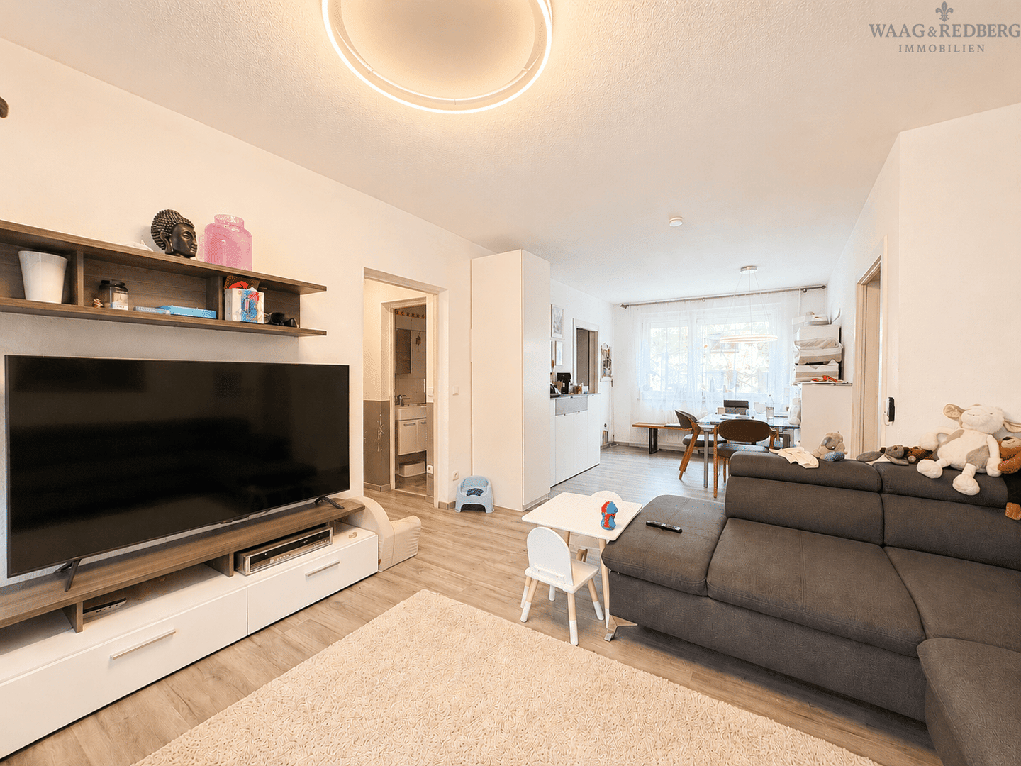 Großzügige 4-Zimmer-Eigentumswohnung mit 99 m² Wohnfläche, 90473 Nürnberg (Langwasser)