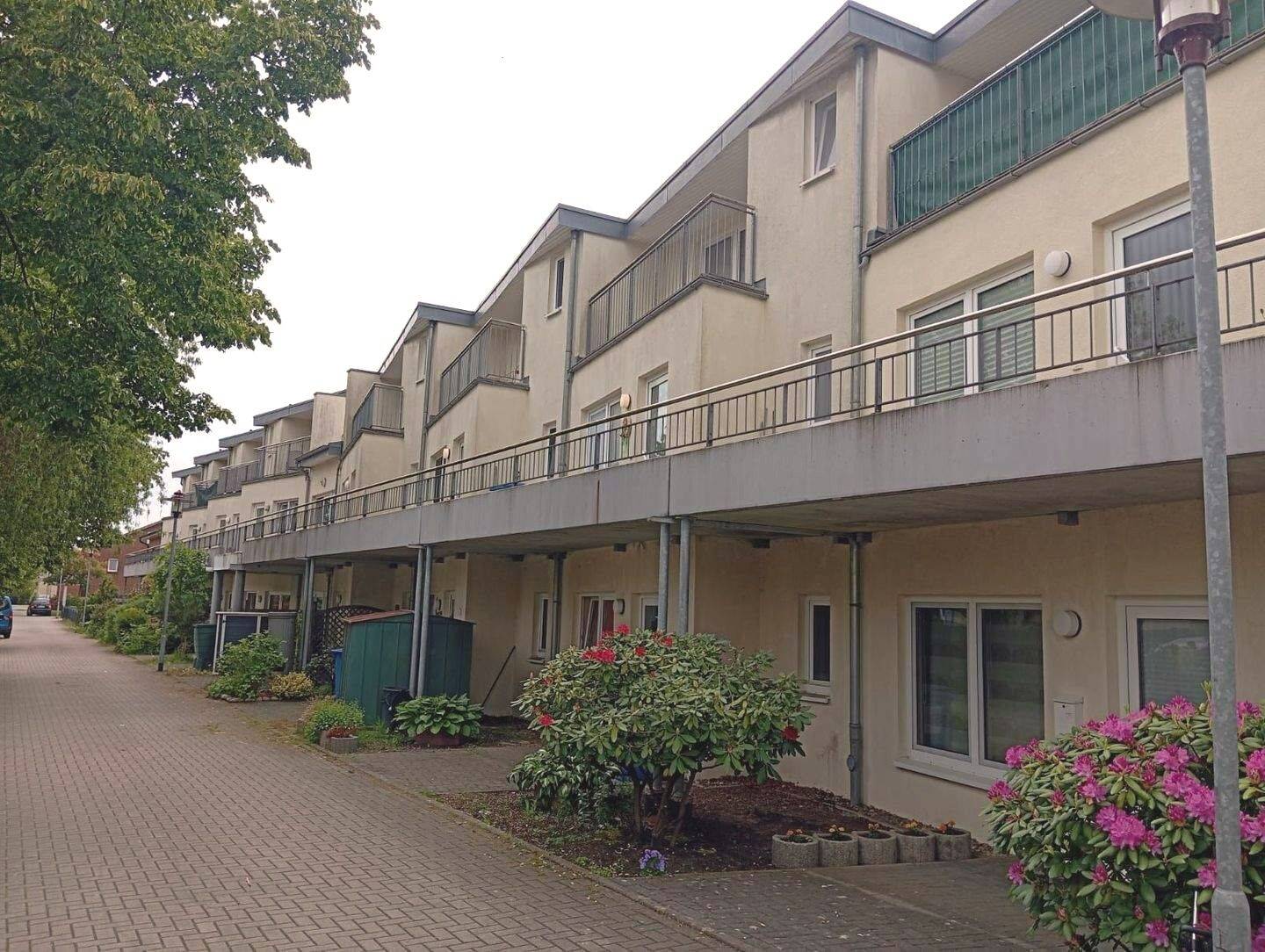 Terrassenwohnung mit kleinem Garten, bezugsfertig. Super!, 27749 Delmenhorst (Düsternort Mitte Schafkoven/Donneresch Stickgras/Annenriede)