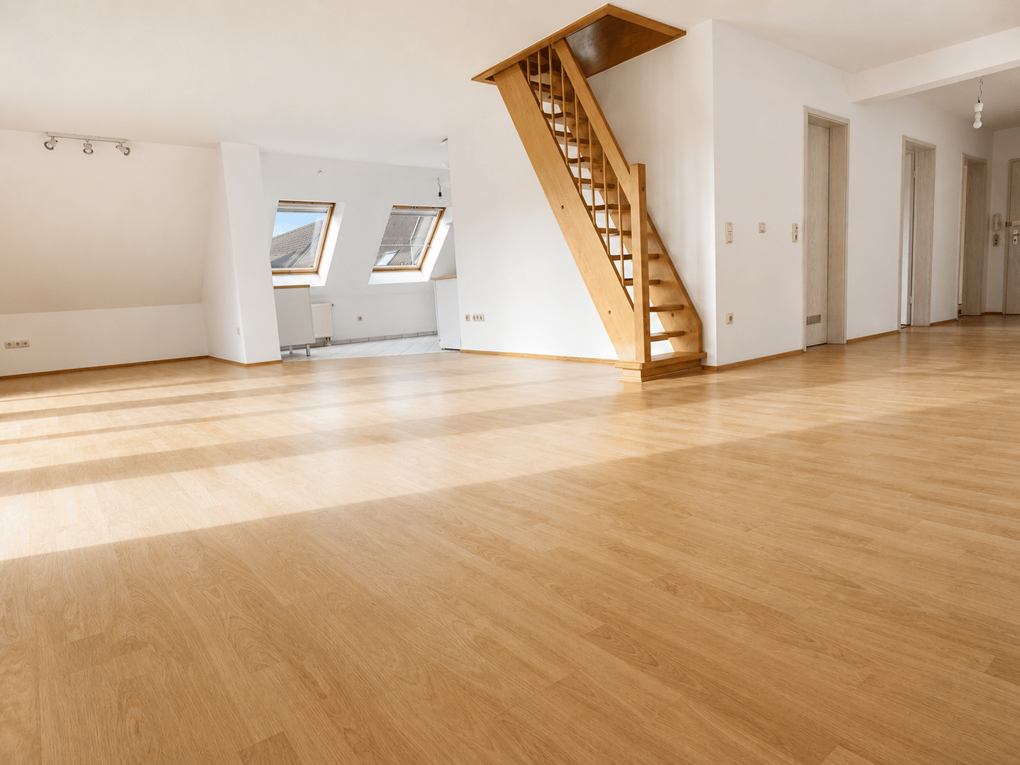 Maisonette mit 119 m², großer Südterrasse & neuer Einbauküche, 60489 Frankfurt am Main (Rödelheim)