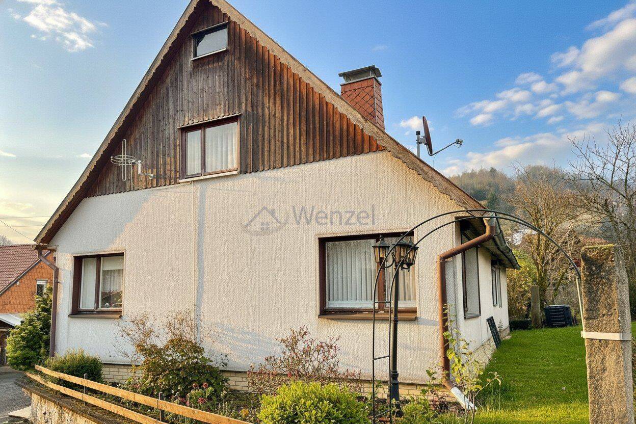 Kleines Wohnhaus in dörflicher Umgebung -Provisionsfrei für den Käufer!!-, 98667 Schleusegrund