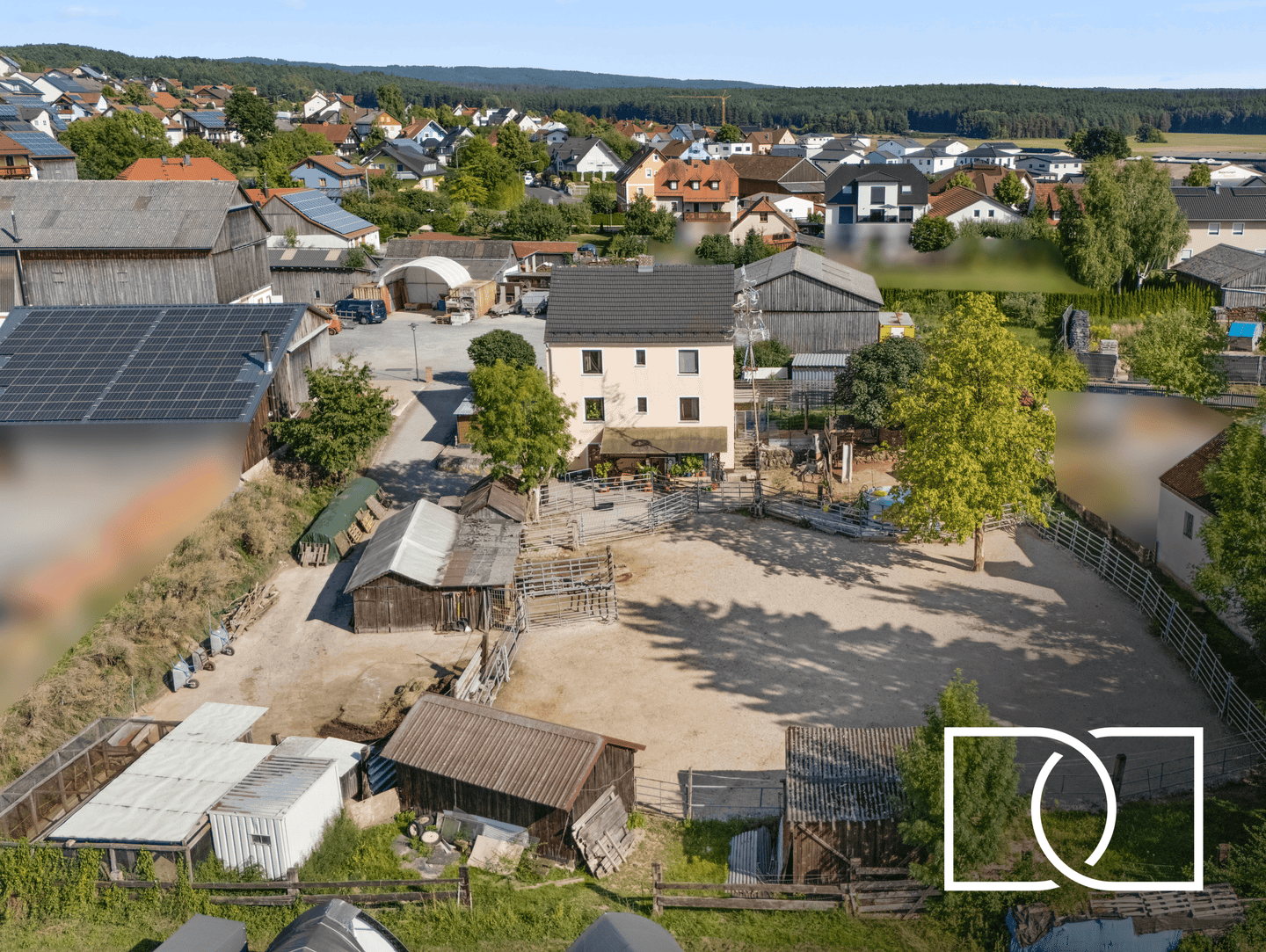 Idyllisches Reitanwesen! Zweifamilienhaus mit Offenstall, Reitplatz und Nebengebäuden, 95506 Kastl