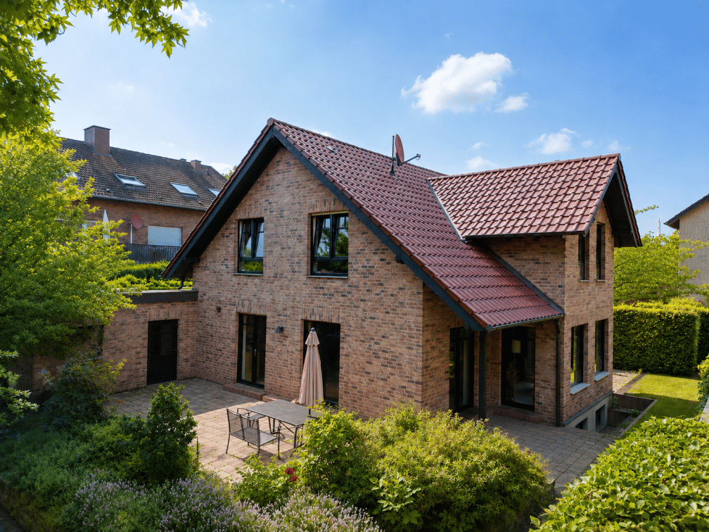 ***Freistehendes Einfamilienhaus mit großem Garten in Elsen***, 33106 Paderborn