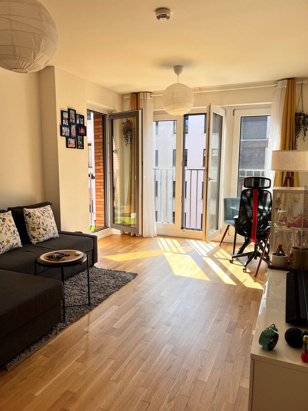 Lichtdurchflutete Wohlfühloase 2-Zimmer-Wohnung mit Balkon im Ostend, 60314 Frankfurt am Main (Fechenheim Ostend)