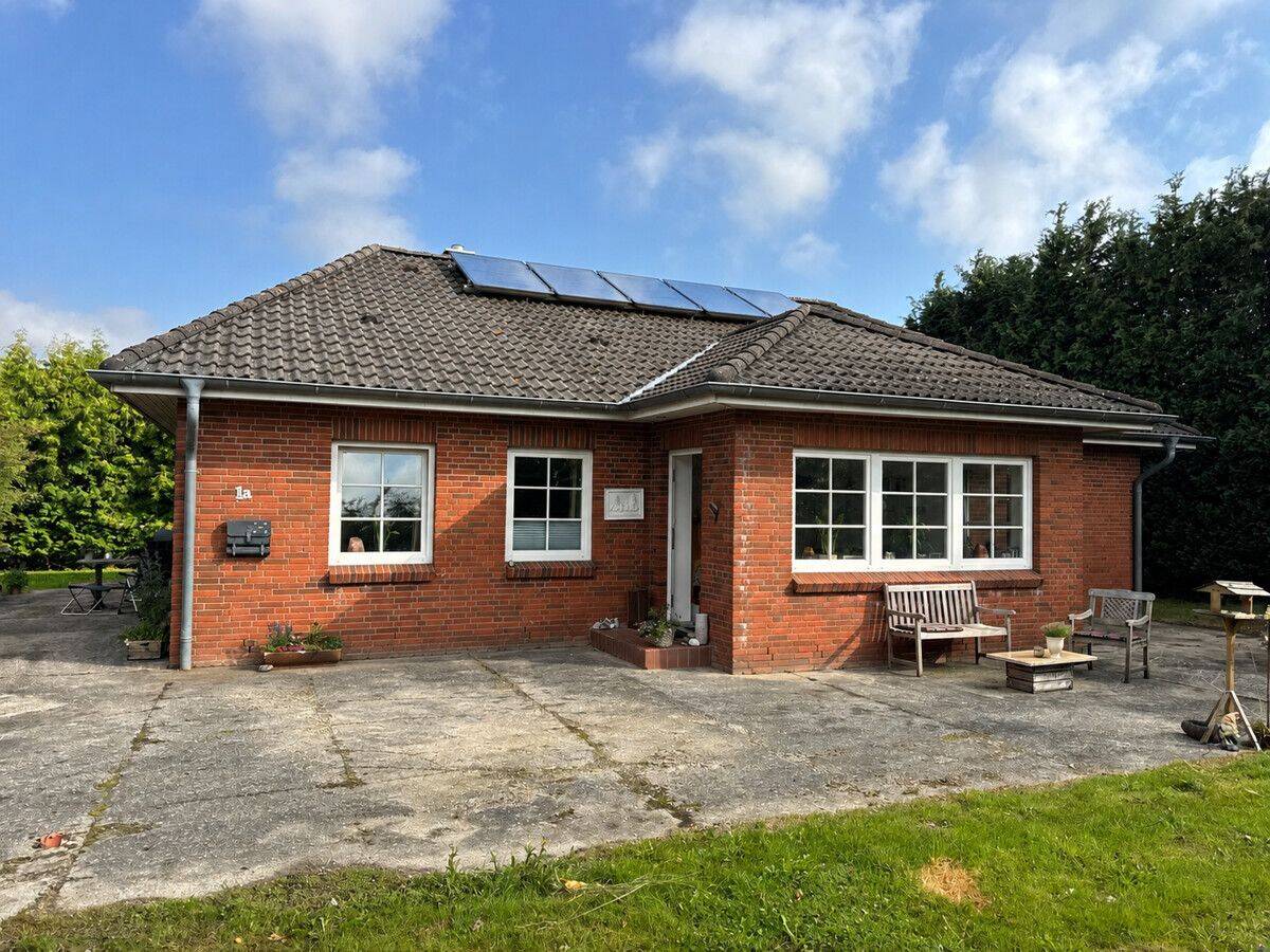 Einziehen und wohlfühlen – Bungalow mit schönem Garten in Brodersby – Goltoft – OTTO STÖBEN GmbH, 24864 Brodersby-Goltoft