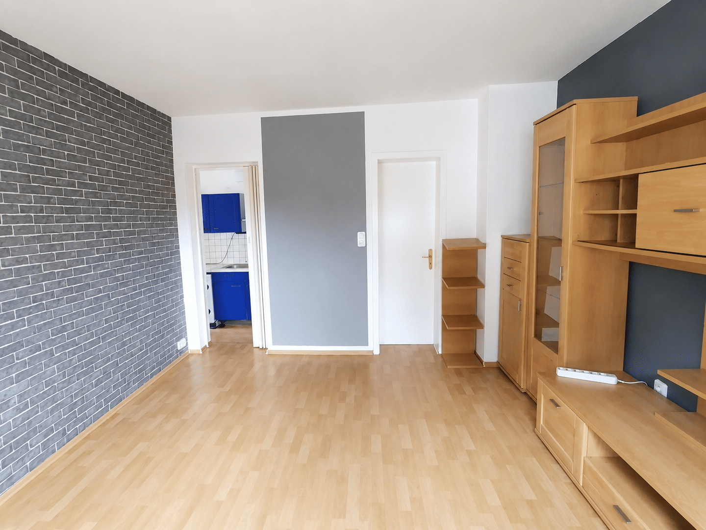 Freistehendes Zweifamilienhaus mit integrierter Garage, 55411 Bingen am Rhein