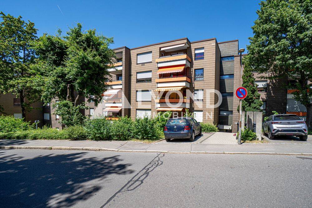 Renovierte 4,5 Zimmer Wohnung sucht Sie als neuen Eigentümer!, 72793 Pfullingen