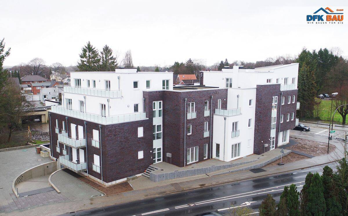 Helle 3-Zimmer-Penthouse-Wohnung Dachterrasse in zentraler Lage, 25451 Quickborn