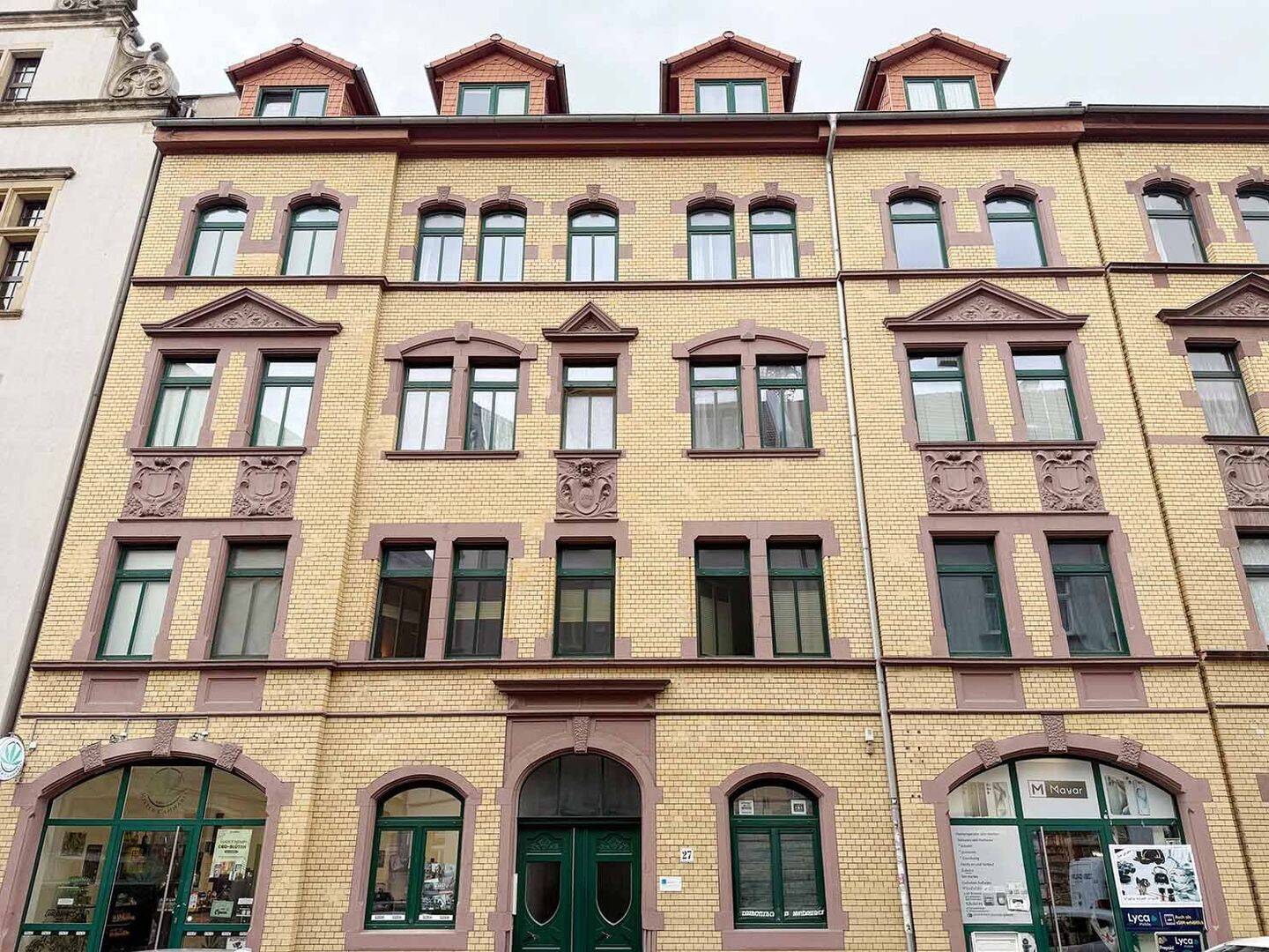 Gepflegte Wohnung in zentraler Erfurter Innenstadt mit großer Terrasse, 99084 Erfurt (Altstadt Brühlervorstadt Löbervorstadt)