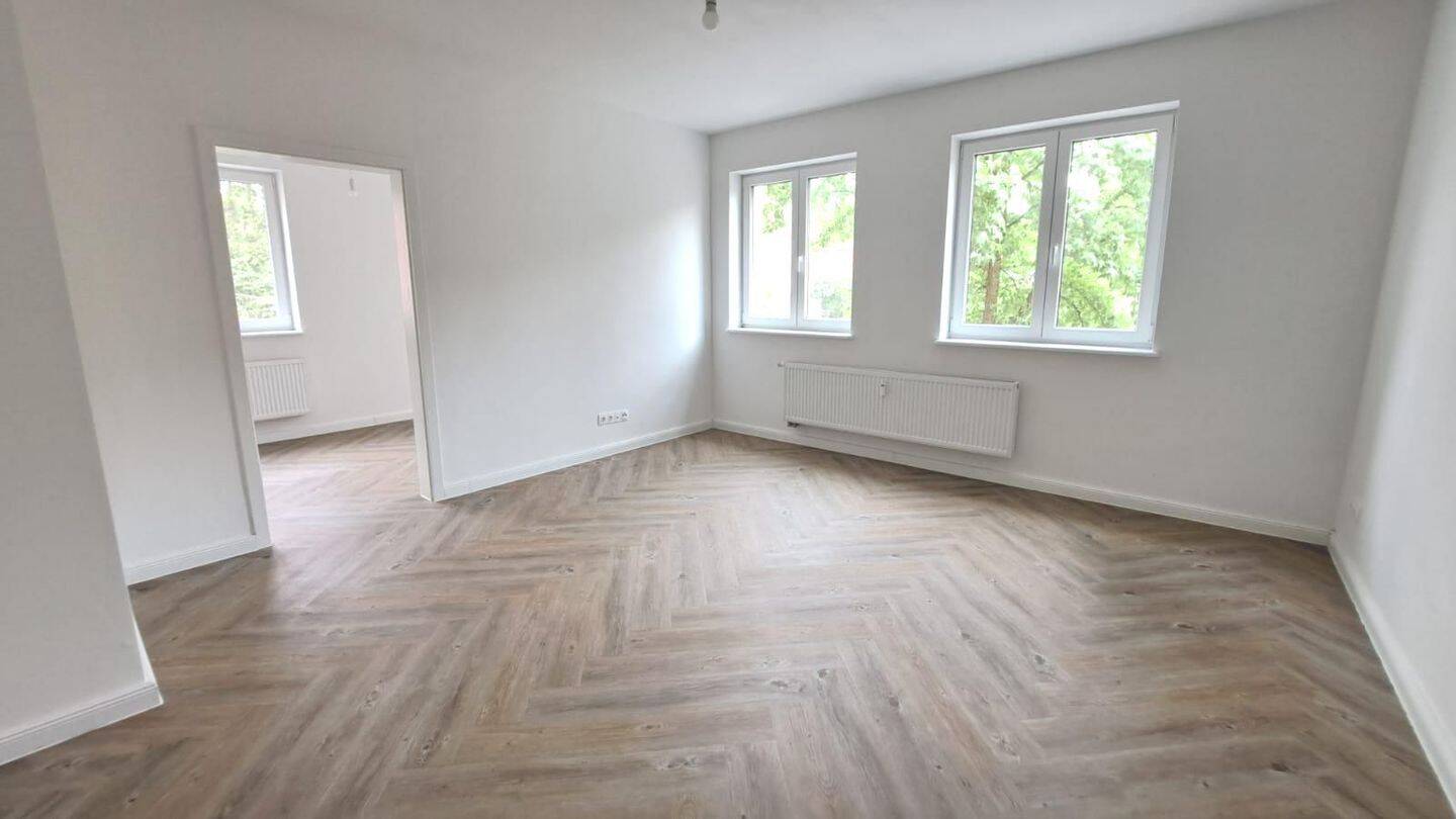 5-Zimmer-Wohnung mit Balkon und 4 Schlafzimmern in Gera, 7545 Gera (Bieblach Innenstadt Ostviertel Pforten Untermhaus)