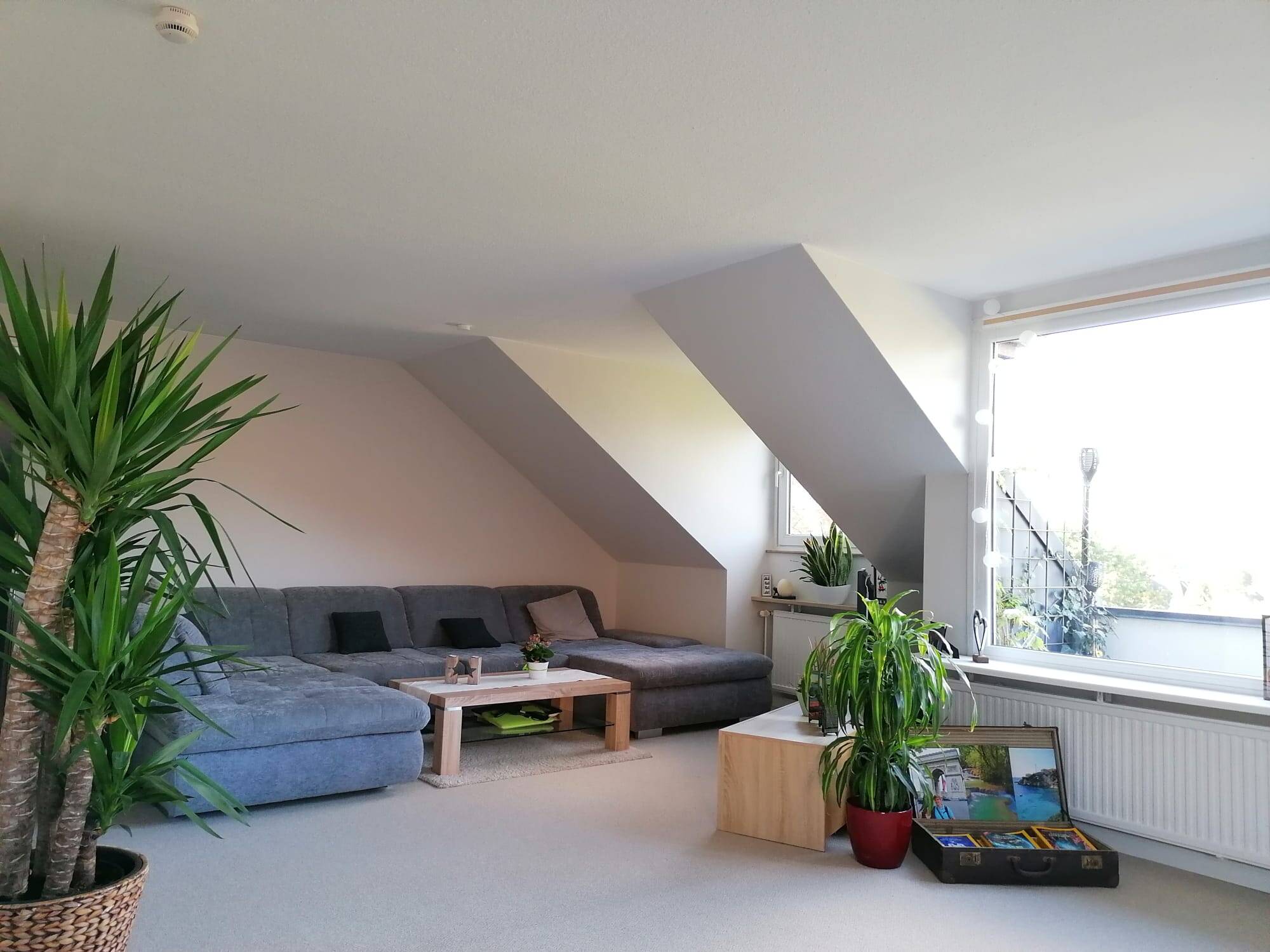 Großzügige Wohlfühlwohnung mit sonnigem Wohnbereich und Blick ins Grüne, 22147 Hamburg (Wandsbek Rahlstedt)