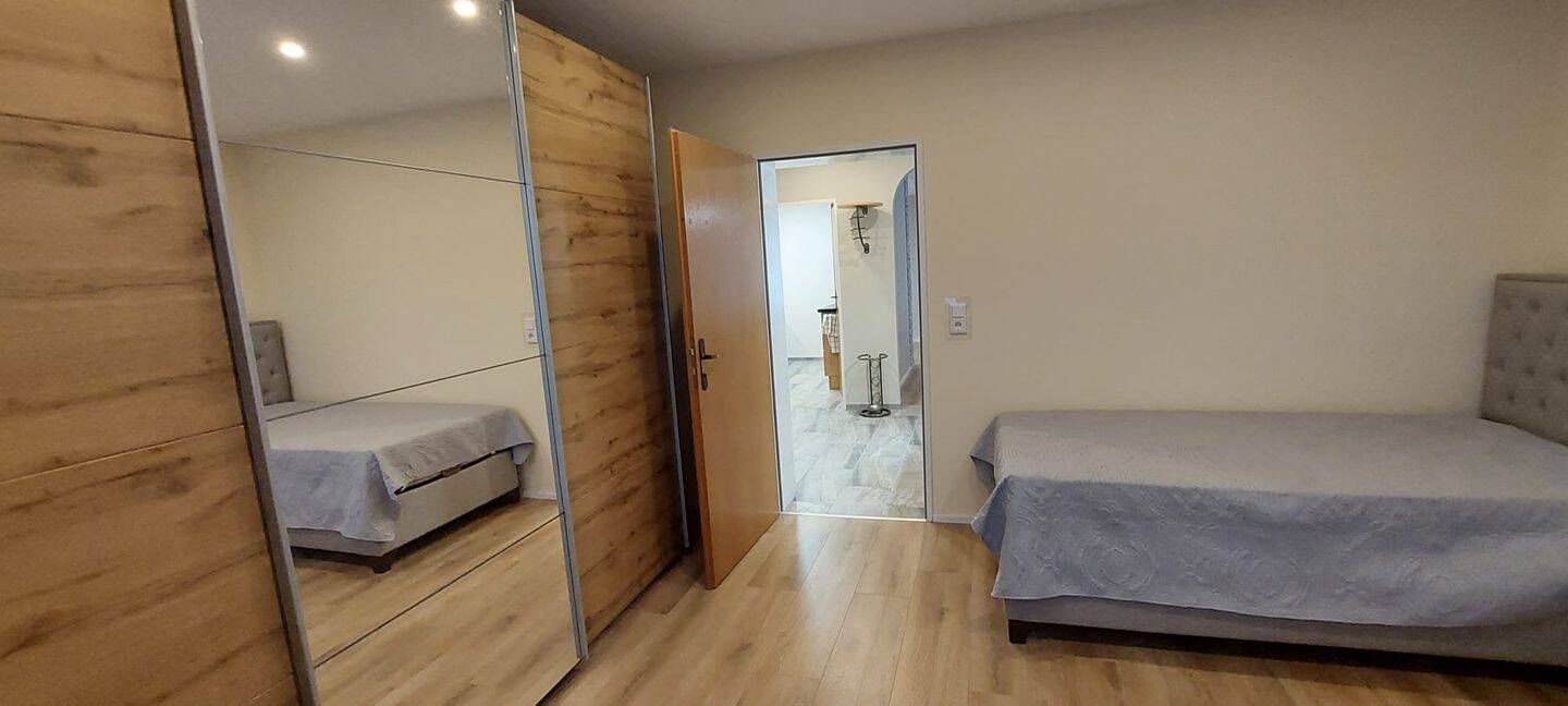 Möblierte 2-Zimmer-Wohnung in Bochum-Grumme, 44807 Bochum (Bergen Grumme Hofstede Riemke)