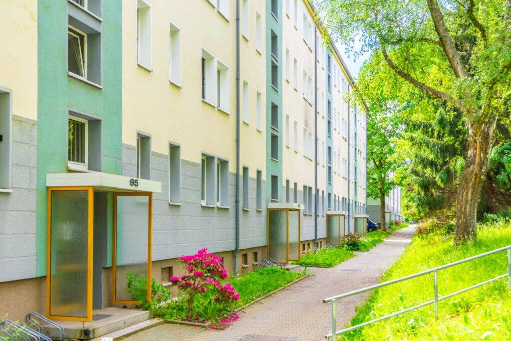 2-Raum-Wohnung im Erdgeschoss mit Balkon auf dem Kapellenberg – Chemnitz – Bild 1 von 3